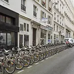 Paris Marais Villa Triplex